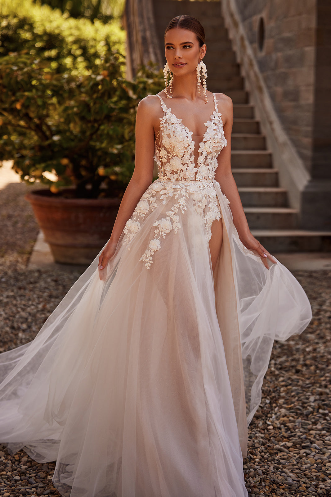 Abito da sposa Amaya con corpetto di DAMA Couture (foto principale)