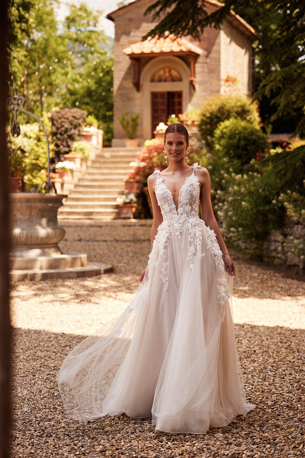 Abito da sposa romantico Calypso di DAMA Couture (foto principale)