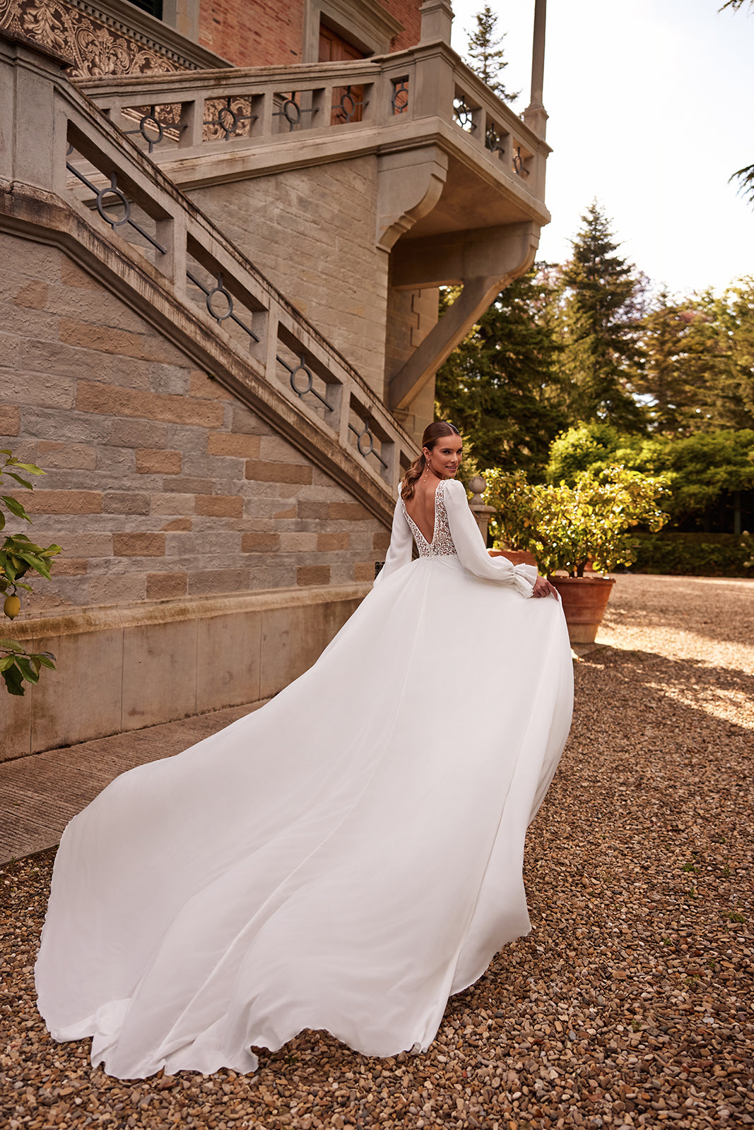 Abito da sposa boho Hellen con maniche di DAMA Couture (foto aggiuntiva)