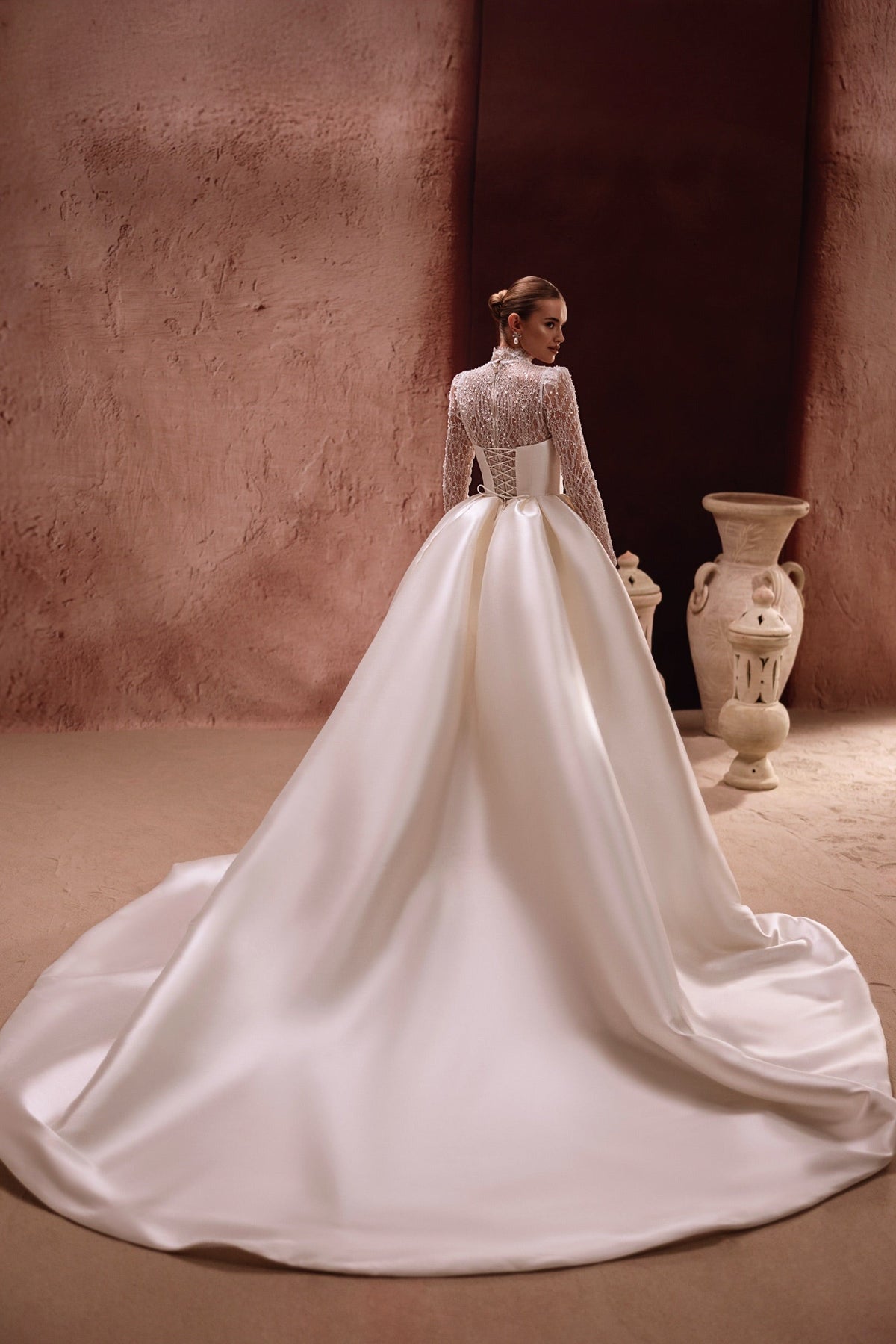 Henriette – sopragonna da sposa di DAMA Couture.