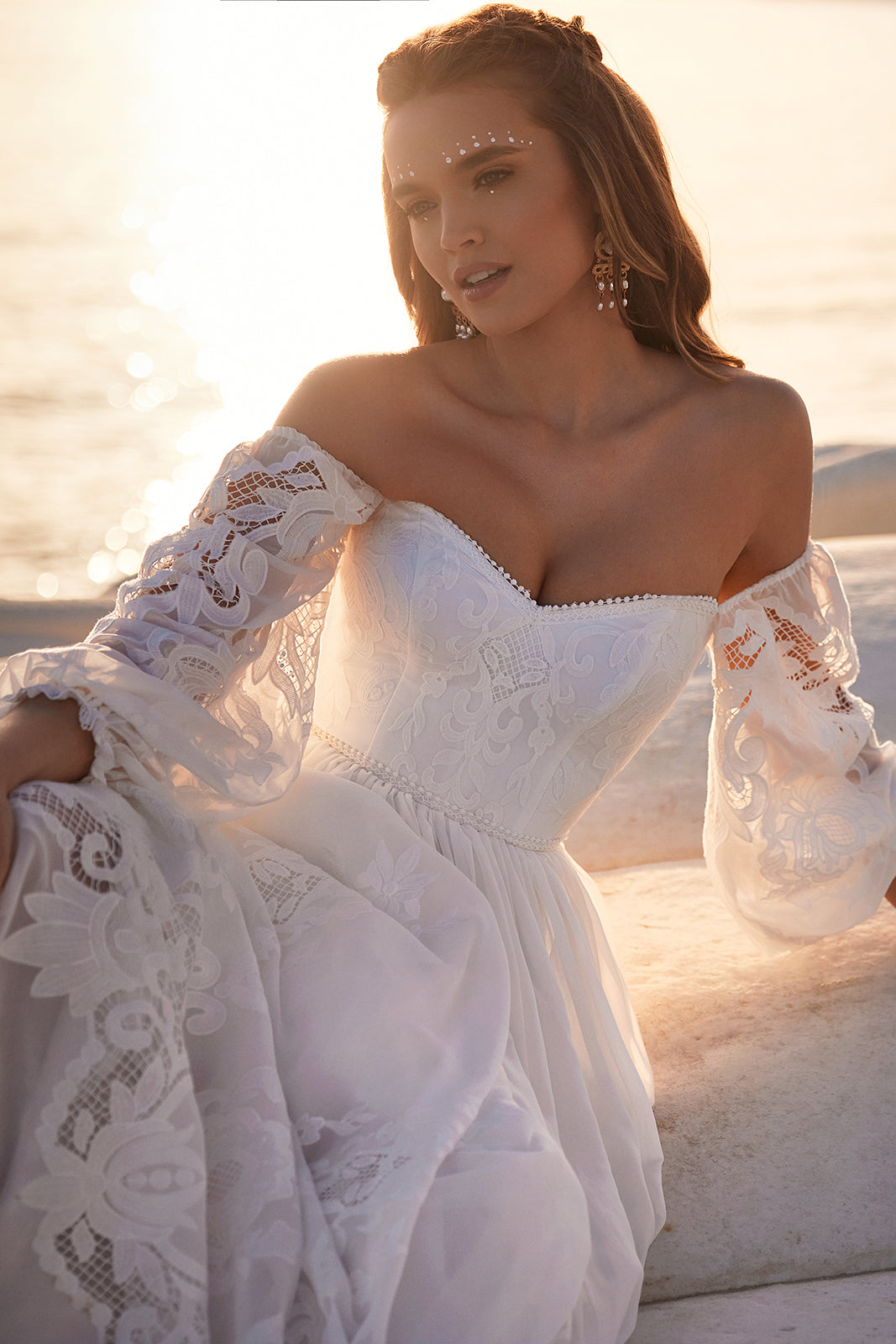 Abiti romantici e autentici DAMA Couture, espressione di forza personale, foto 1.