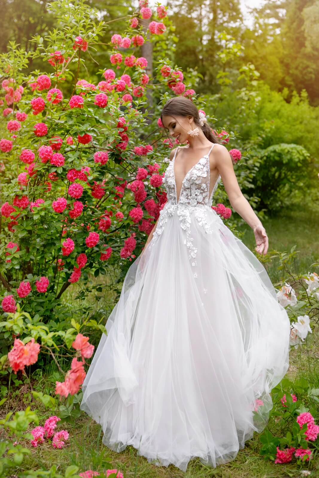 Alissa – abito da sposa a figura intera.