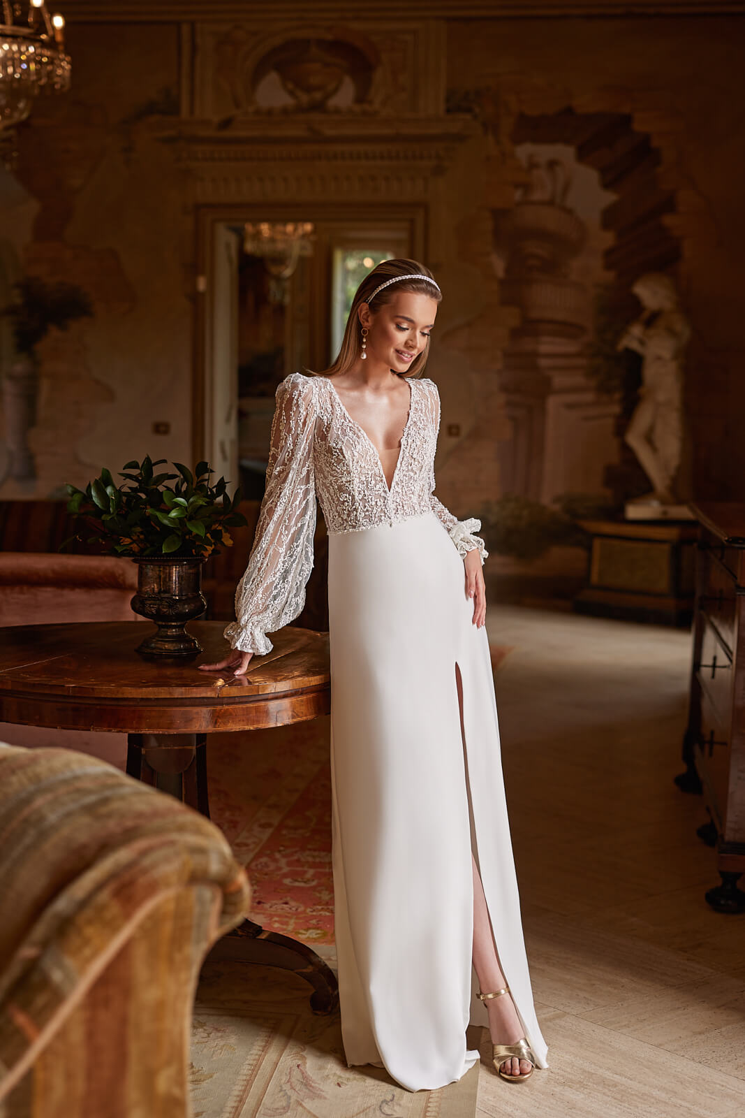 Abito da sposa Paula – abito da sposa a trapezio con maniche lunghe di DAMA Couture.