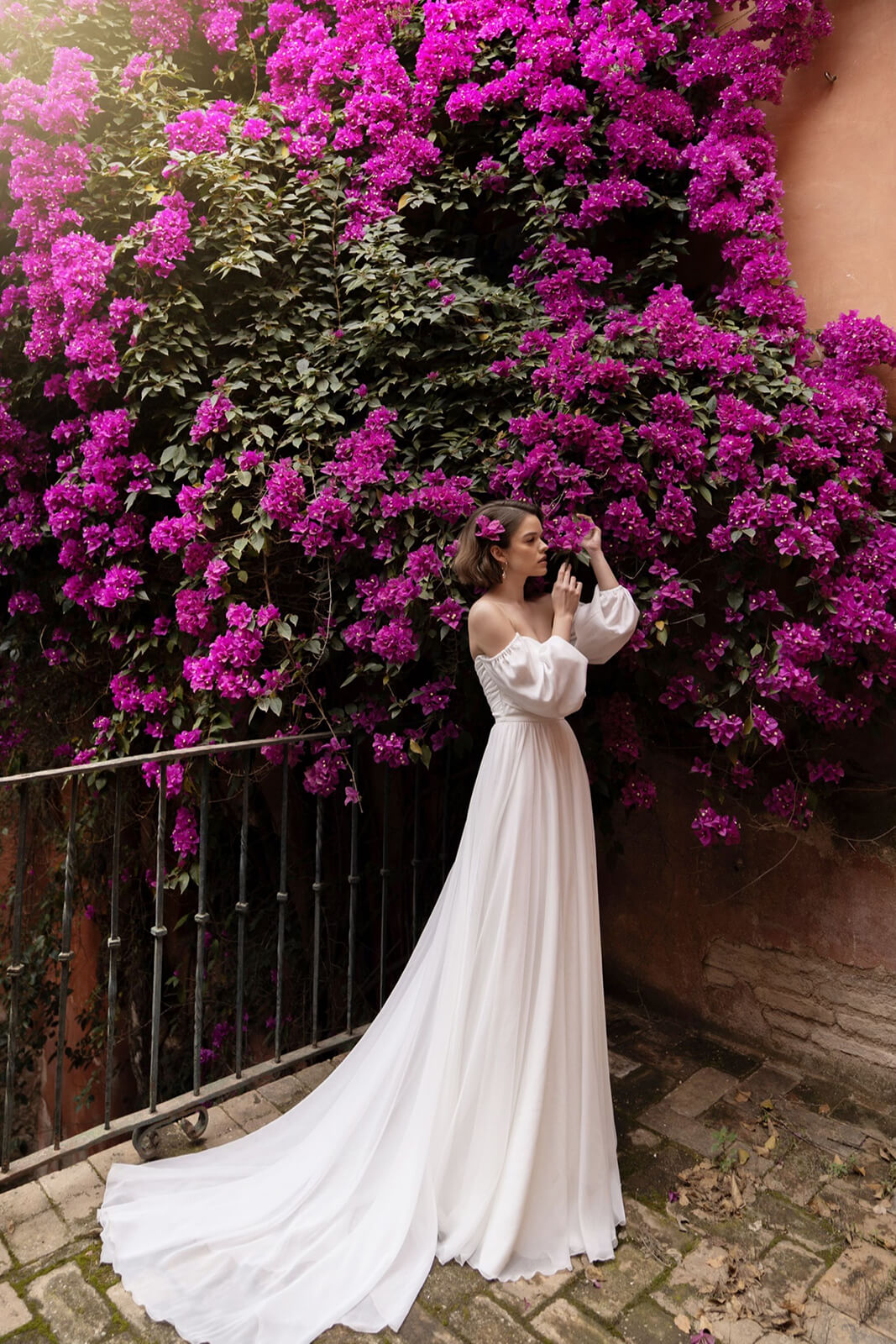 Pola – abito da sposa visto da dietro.