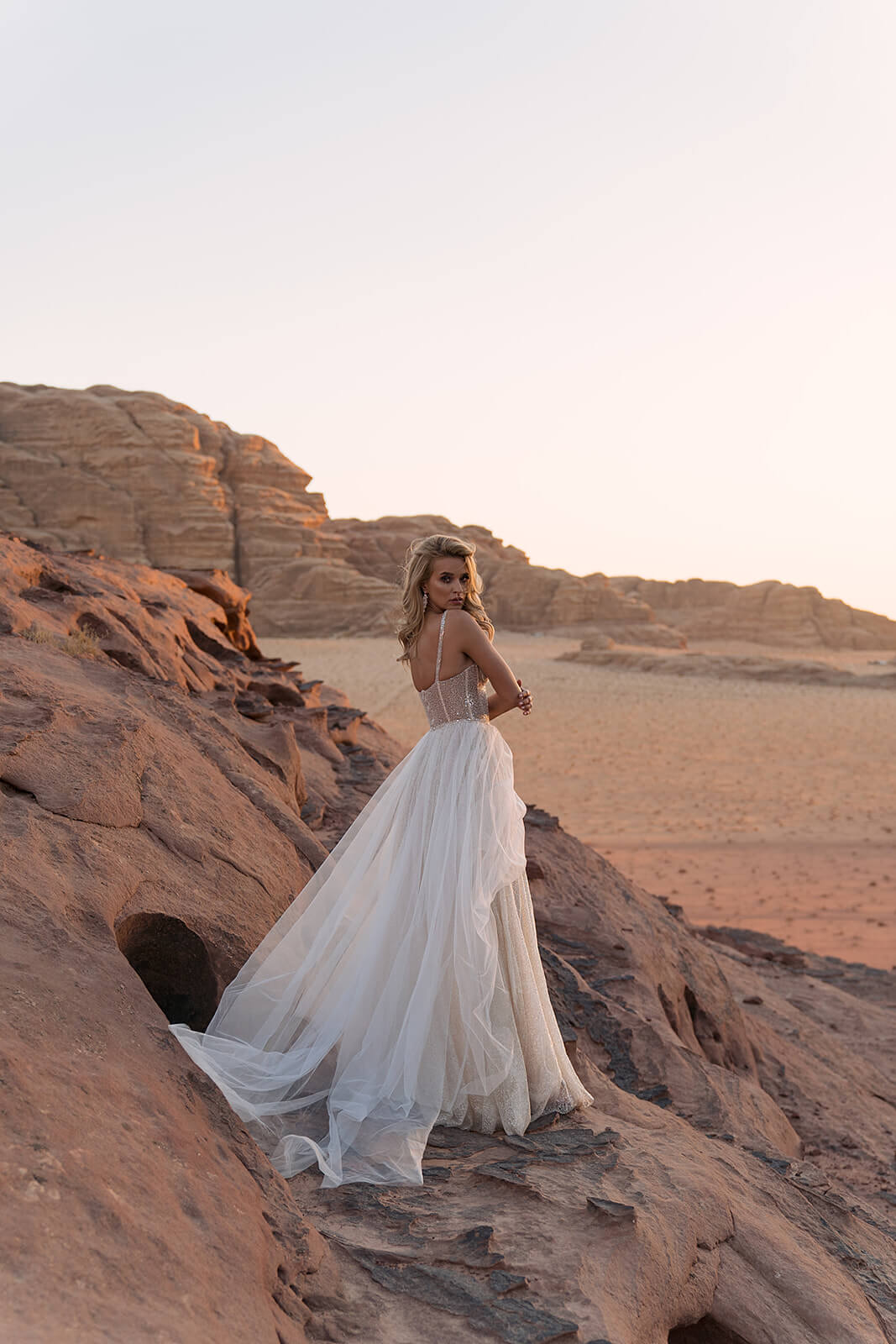 Inca – abito da sposa a figura intera.