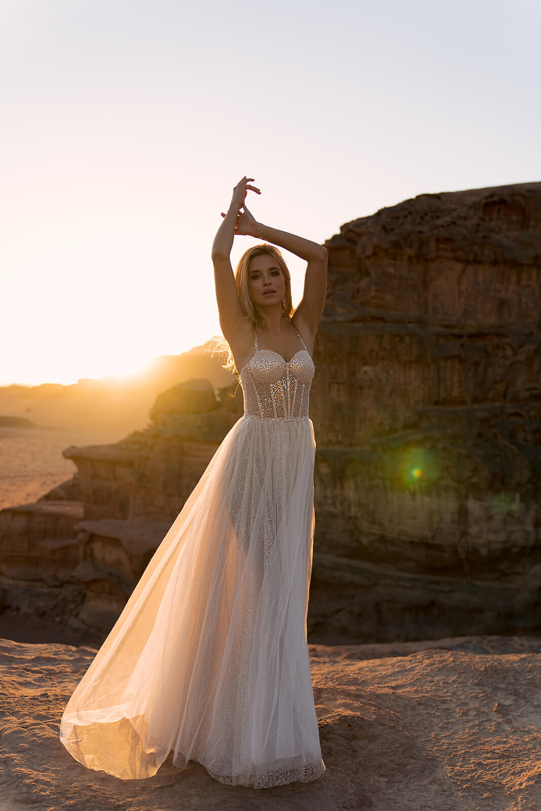 Inca – abito da sposa DAMA Couture, vista frontale.