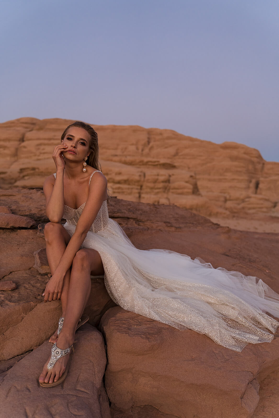 Inca – abito da sposa in movimento.