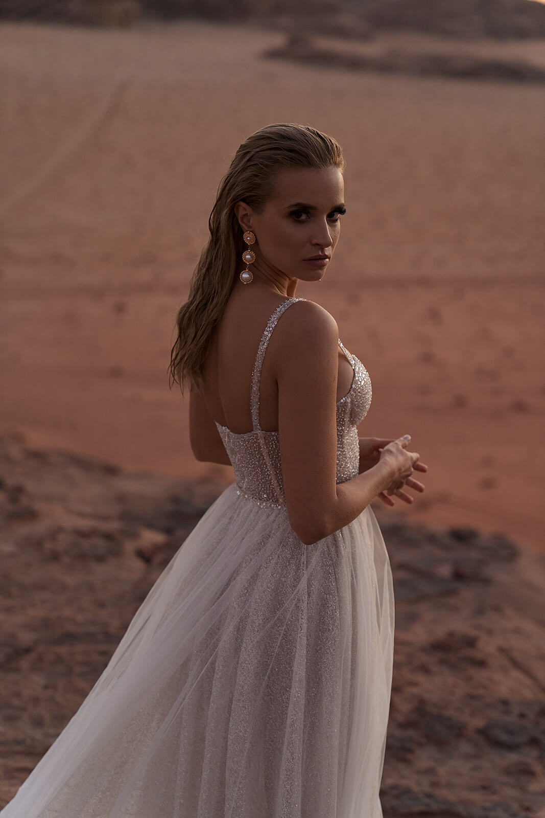 Inca – primo piano dell’abito da sposa.