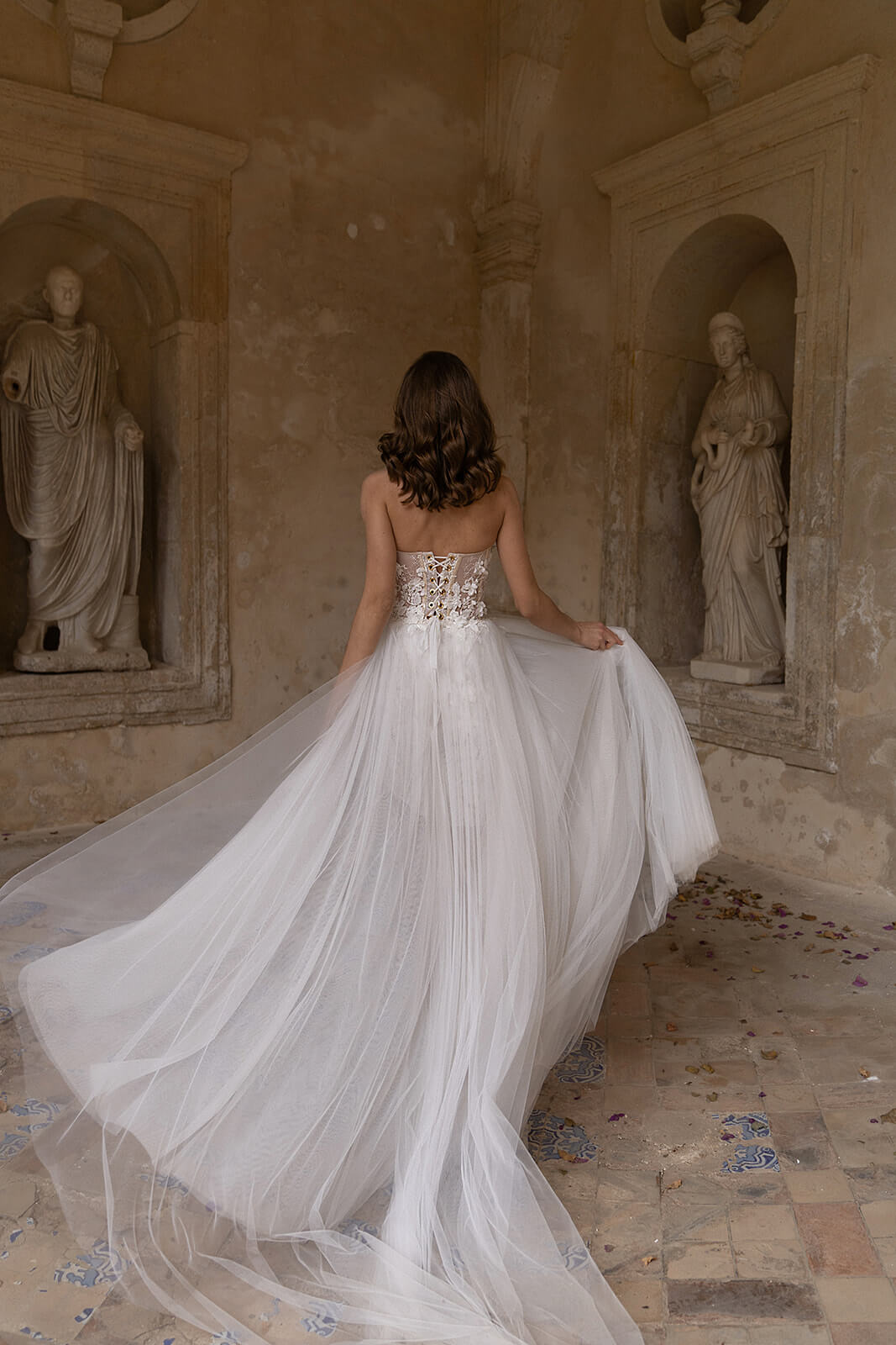 Penelope – abito da sposa DAMA Couture, vista frontale.