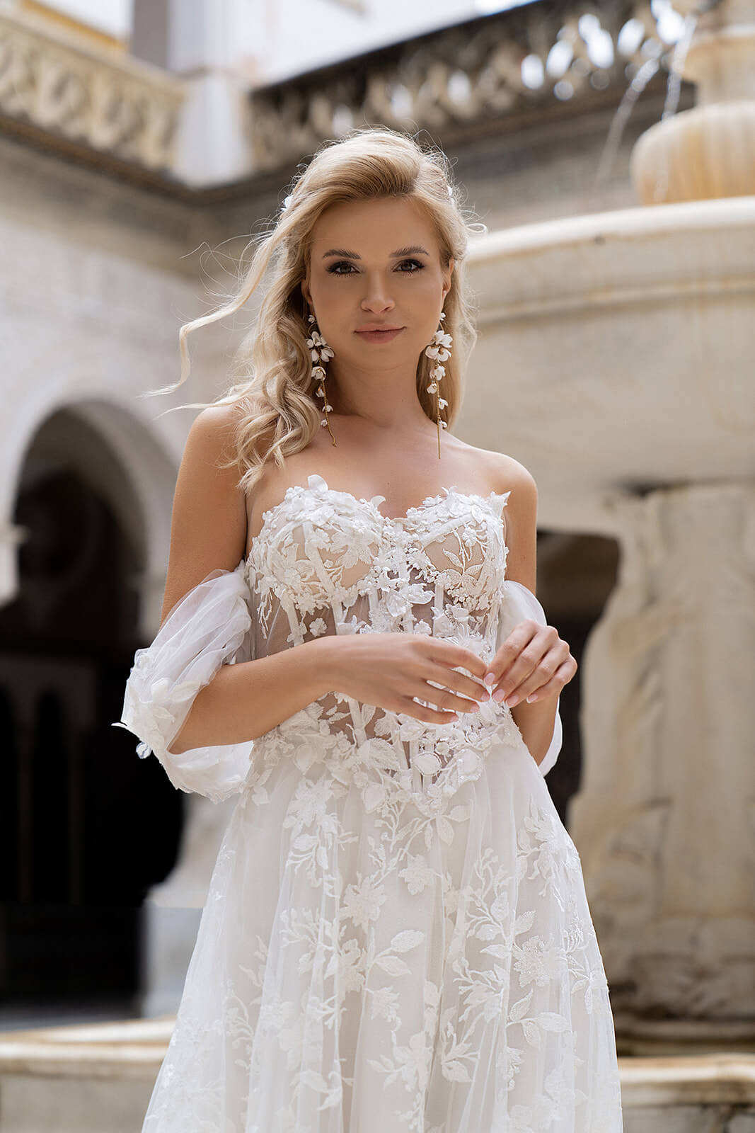 Sarah – abito da sposa visto da dietro.