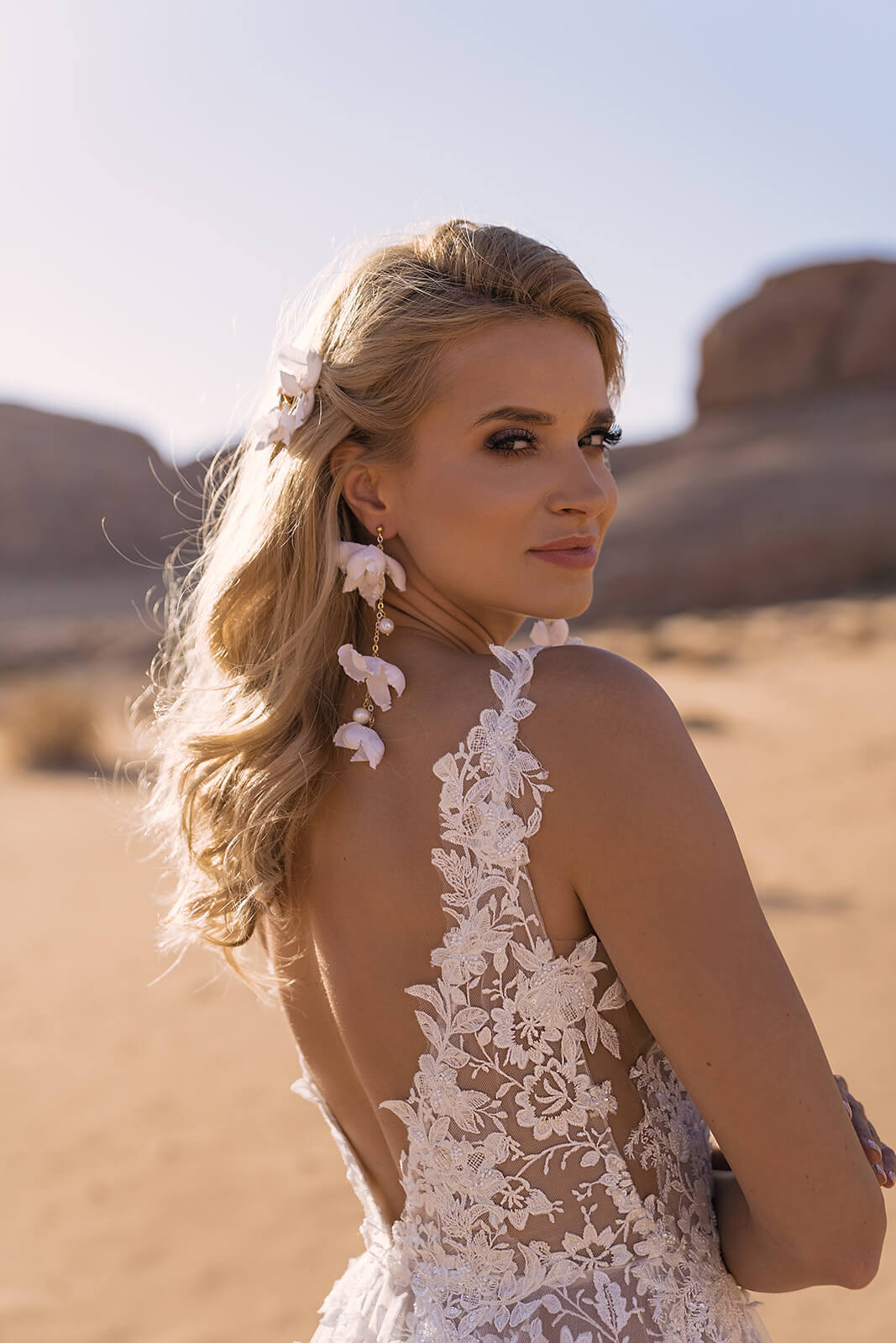 Gilly – dettaglio dell’abito da sposa.