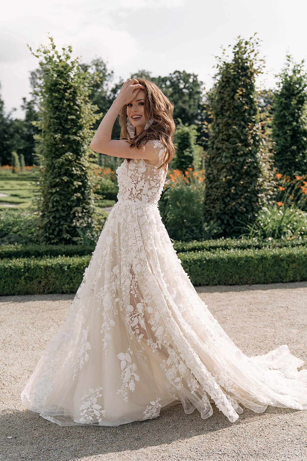 Azalea – dettaglio dell’abito da sposa.