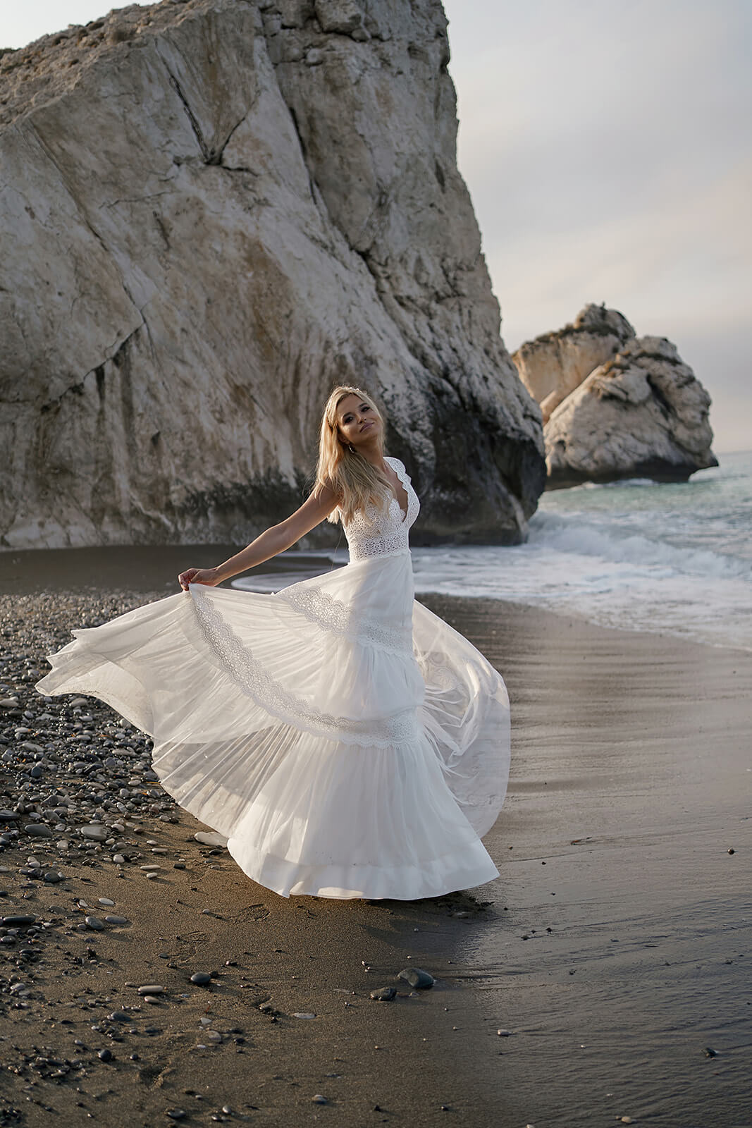 Abito da sposa Lidia – abito da sposa a trapezio, DAMA Couture.