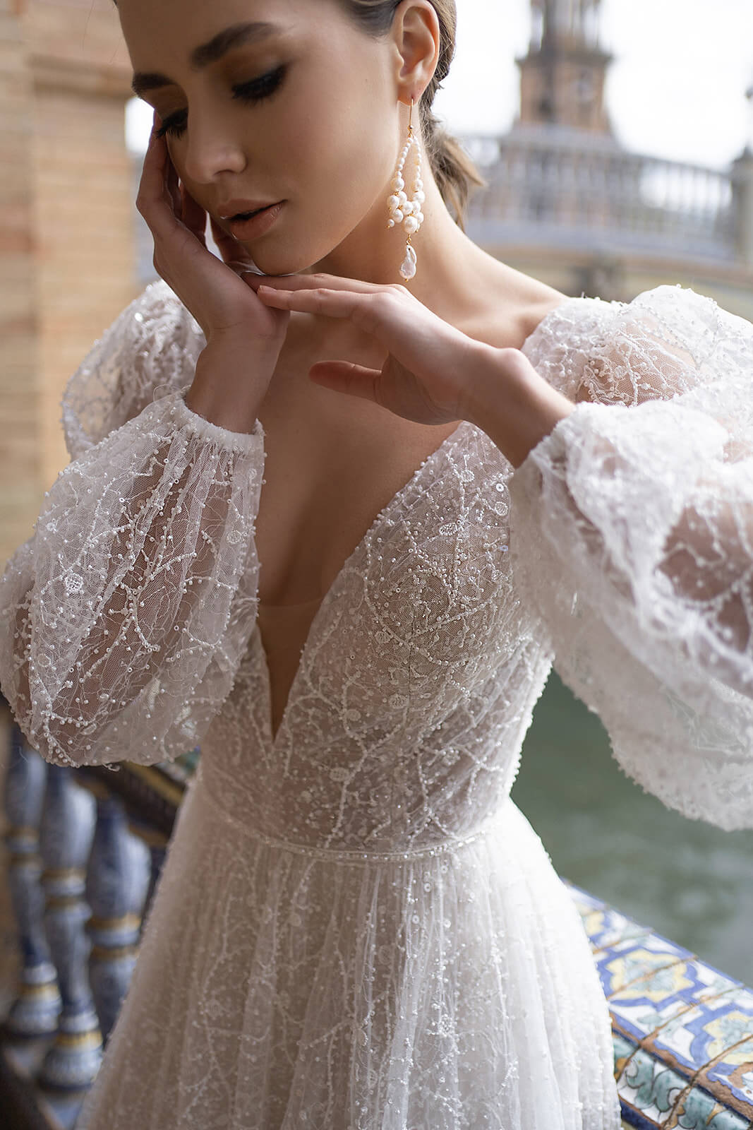 Suri – abito da sposa in movimento.