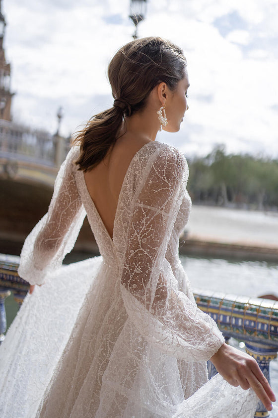 Suri – abito da sposa, DAMA Couture.