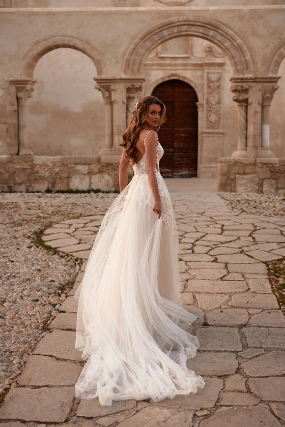 Abito da sposa Avril – abito da sposa a trapezio, DAMA Couture.
