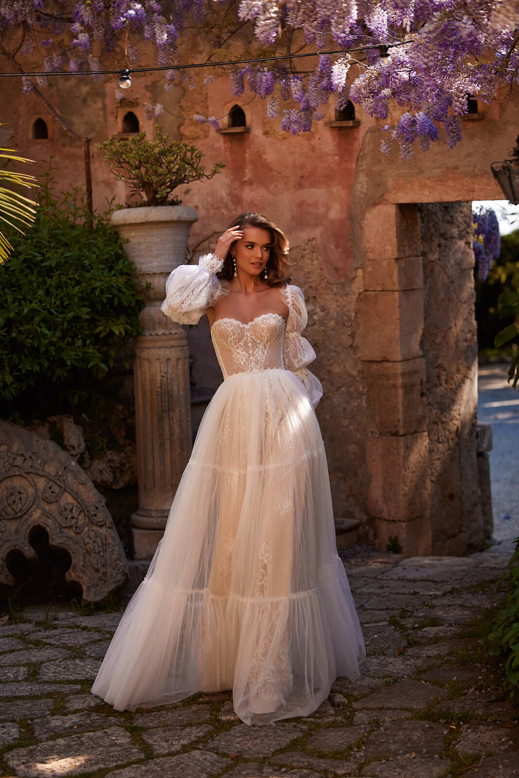 Abito da sposa Loretta – abito da sposa a trapezio con maniche lunghe, DAMA Couture.