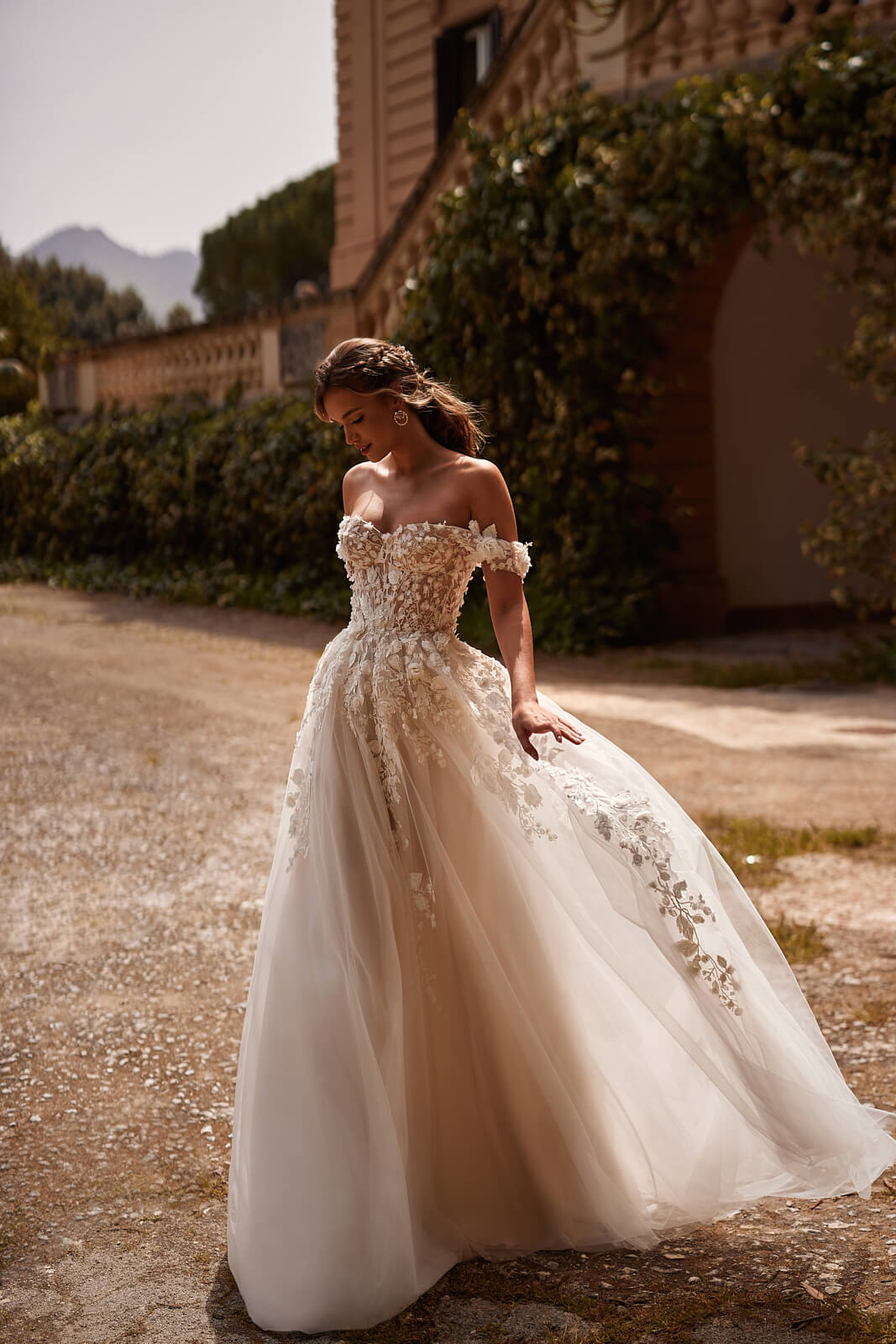 Abito da sposa Mia – abito da sposa a trapezio, DAMA Couture.
