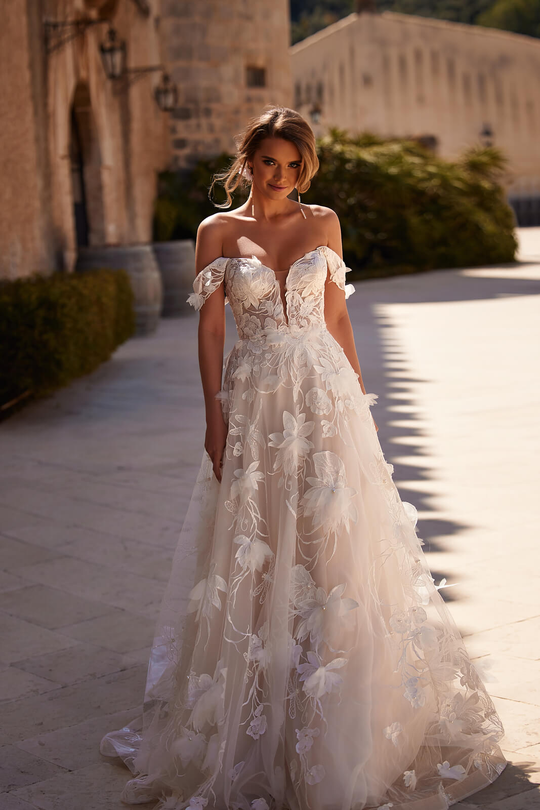 Abito da sposa Nenufar – abito da sposa a trapezio di DAMA Couture.