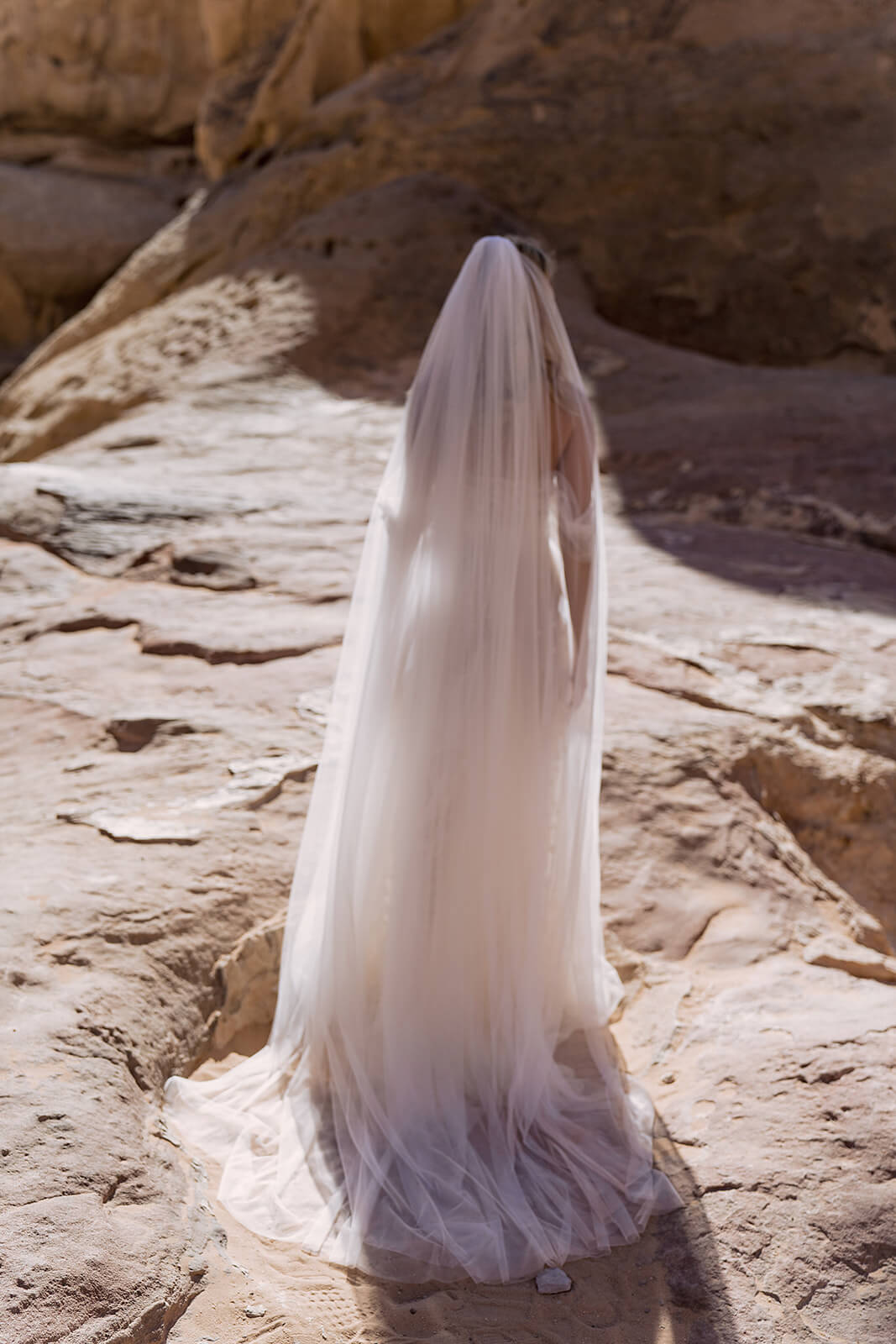 Velo lungo – velo da sposa di DAMA Couture.