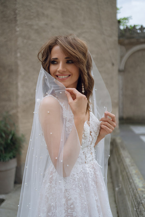 Velo cattedrale con perle – velo da sposa a cattedrale, DAMA Couture.