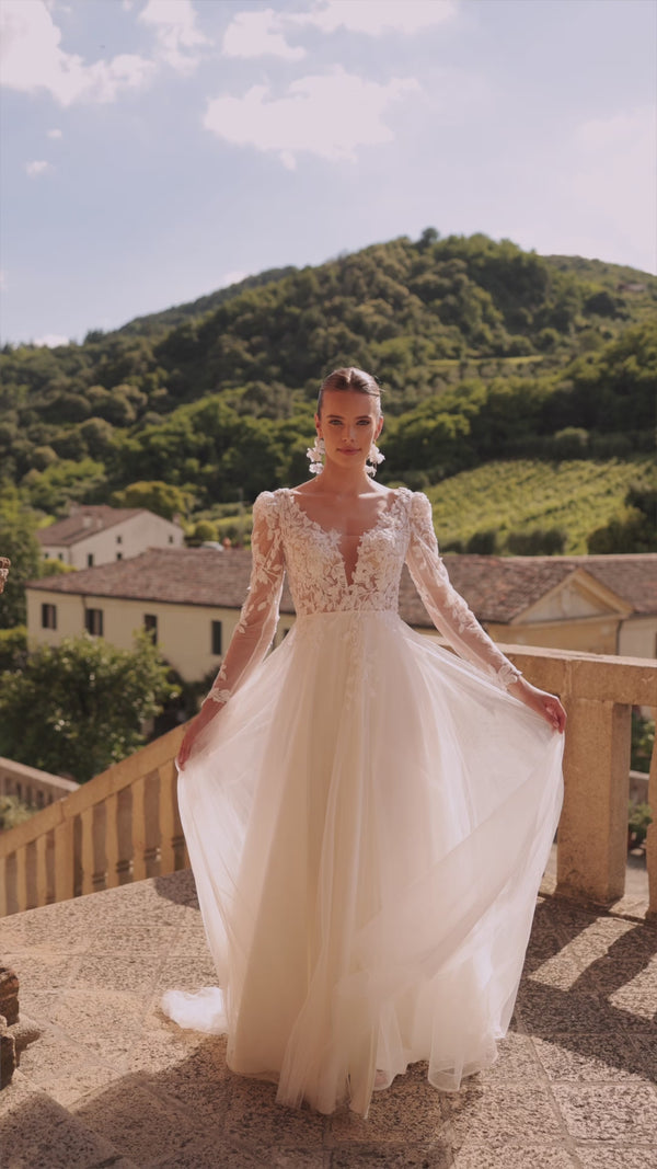 Calista Cristal in video