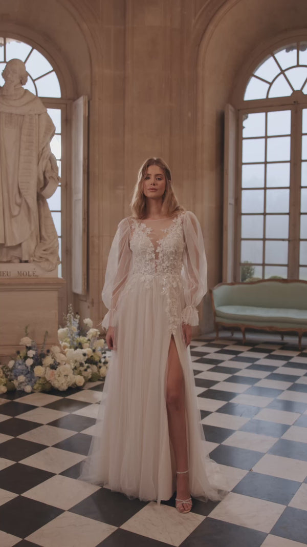 Blair in video